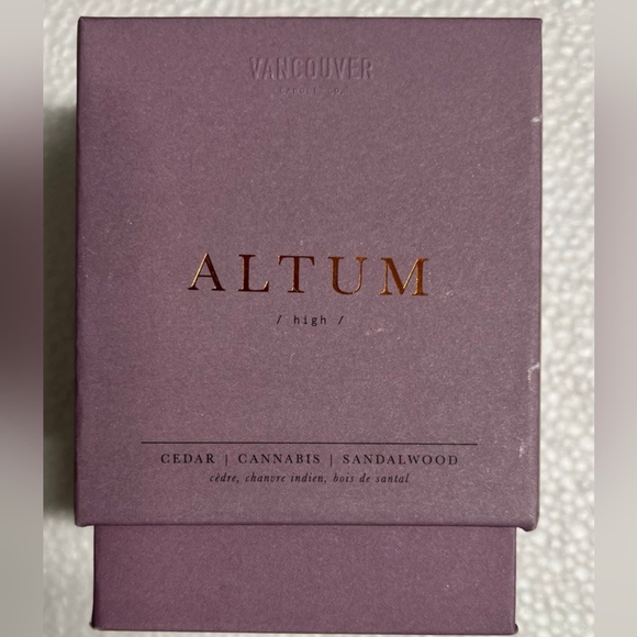 Nwt Vancouver candle Co handmade - Picture 2 of 5